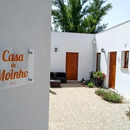 Moinho Real Bed & Breakfast Redinha