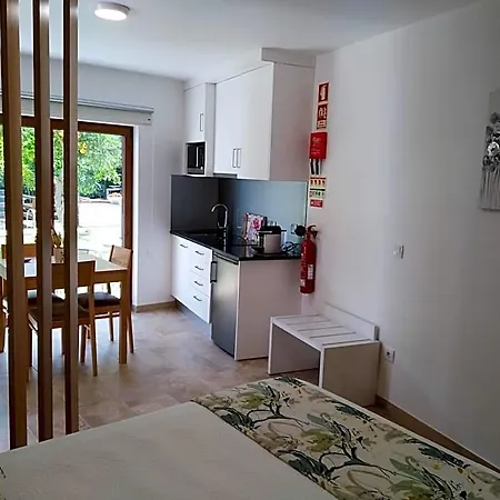 Bed & Breakfast Moinho Real Redinha