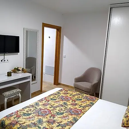 Bed & Breakfast Moinho Real Redinha